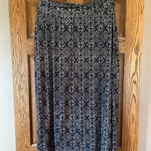 Maurice’s Maxi Skirt Navy Blue With Pattern